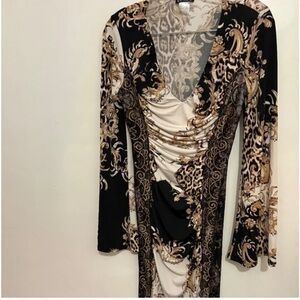 VENUS Black and Cream Long Sleeve Dress